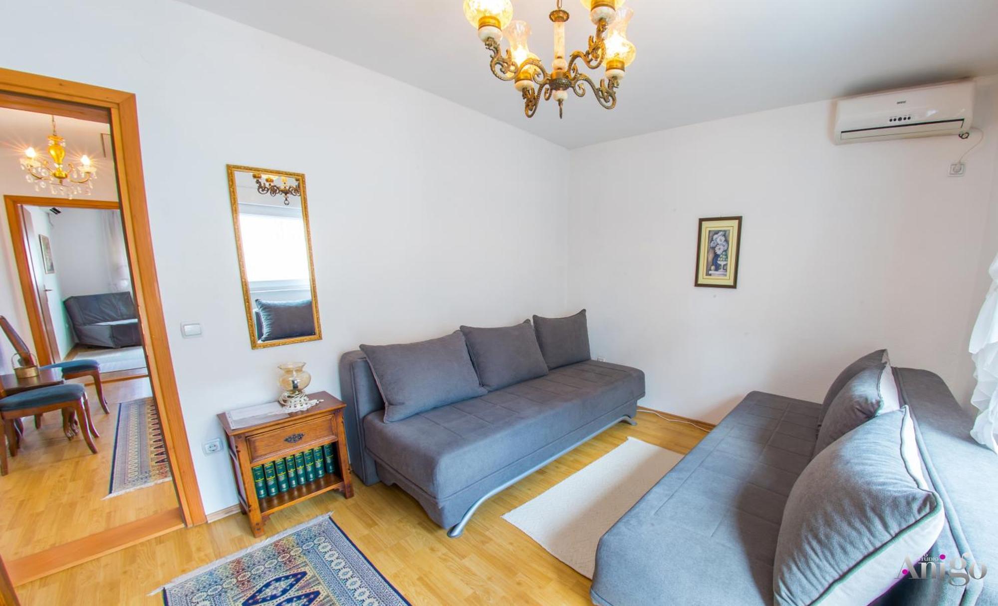 Apartment Ado โมสตาร์ ภายนอก รูปภาพ