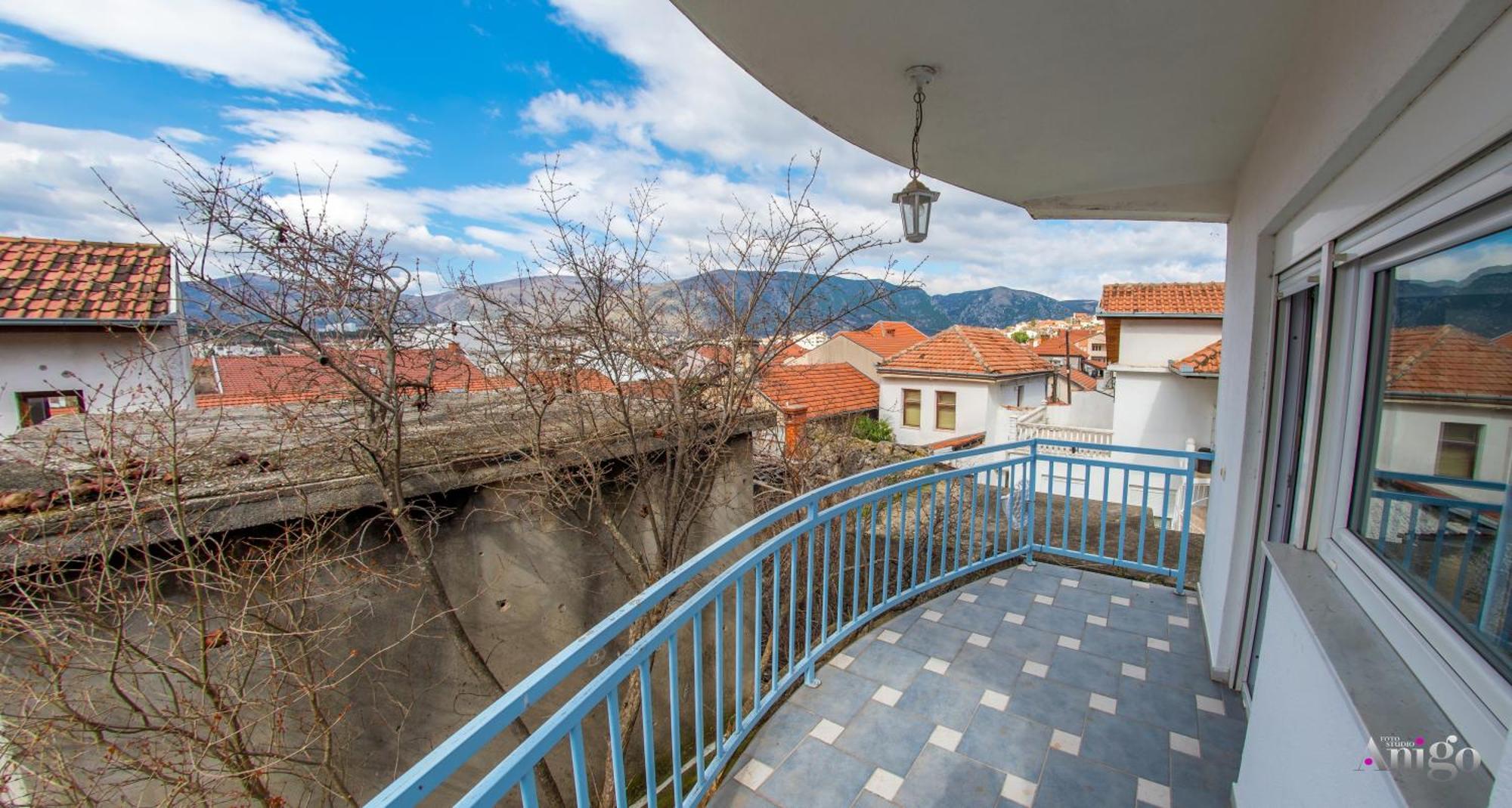 Apartment Ado โมสตาร์ ภายนอก รูปภาพ
