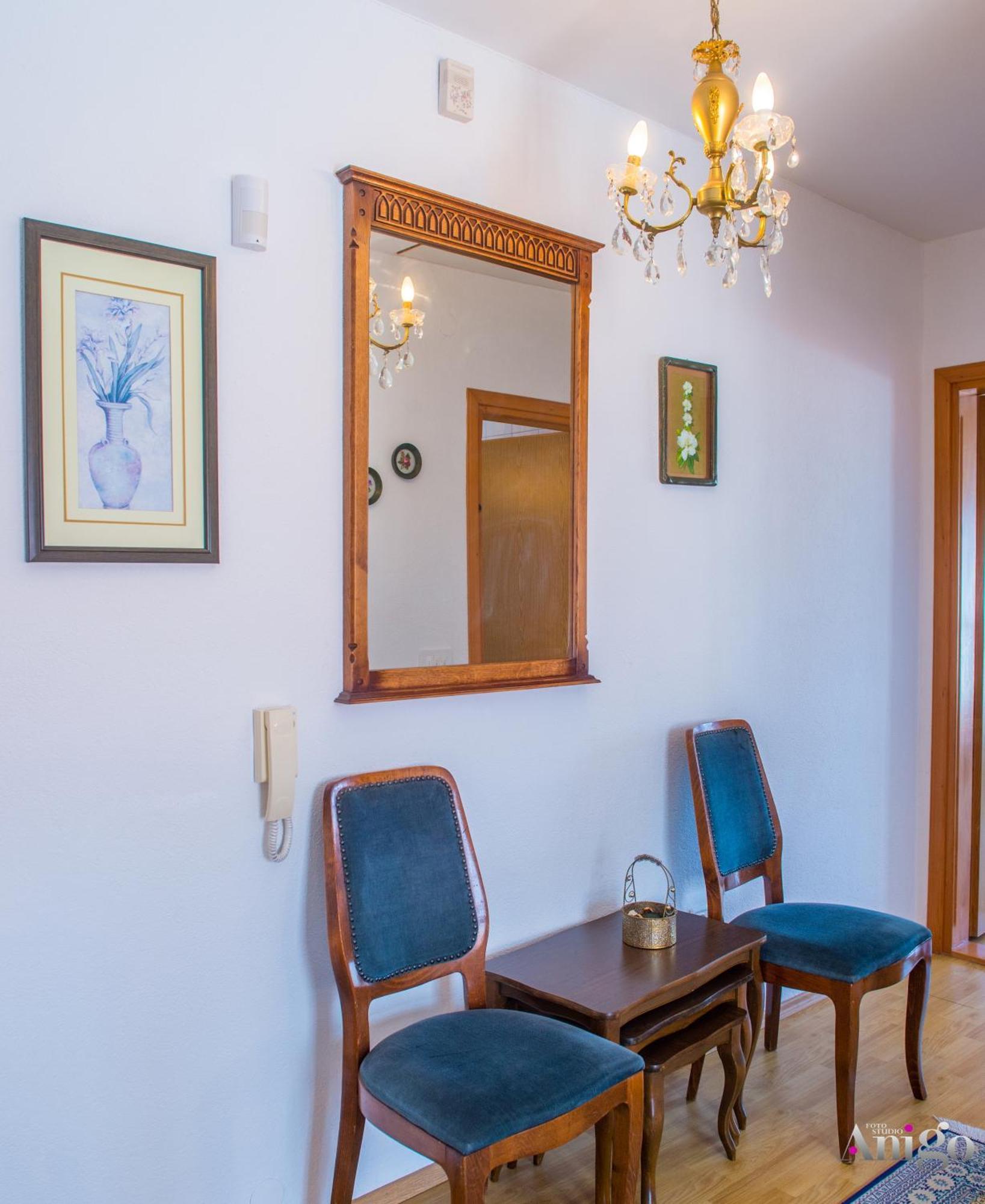 Apartment Ado โมสตาร์ ภายนอก รูปภาพ